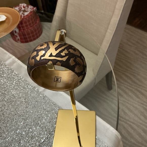 Louis Vuitton Runway Bracelet - Picture 6 of 14